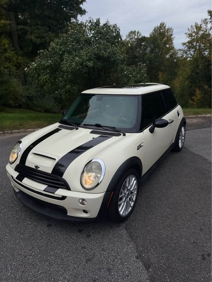 MINI Cooper S JCW seller photo 1 of 16